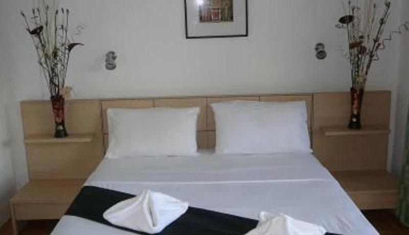 Karon Cliff Contemporary Boutique