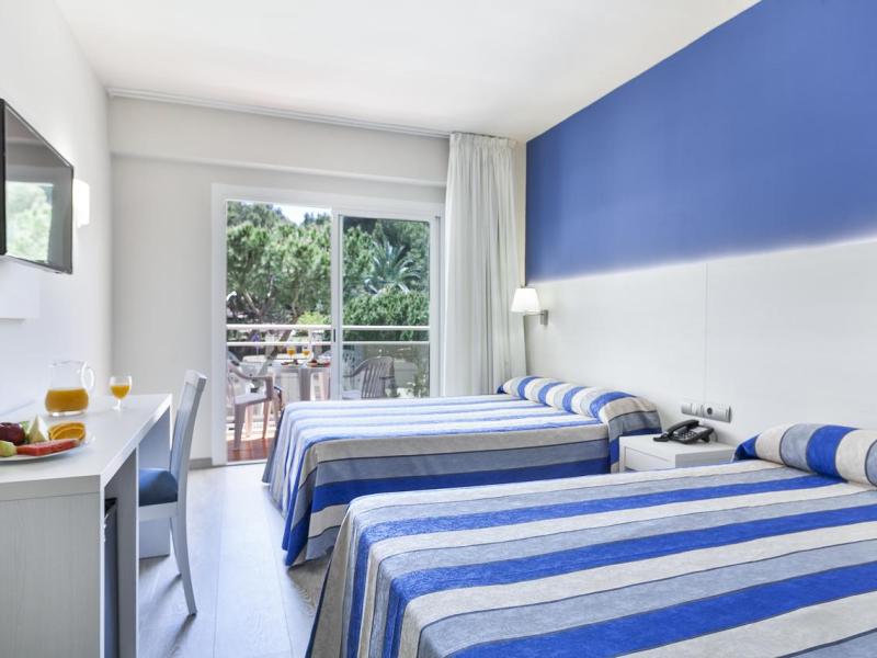 Best Hotels Oasis Park