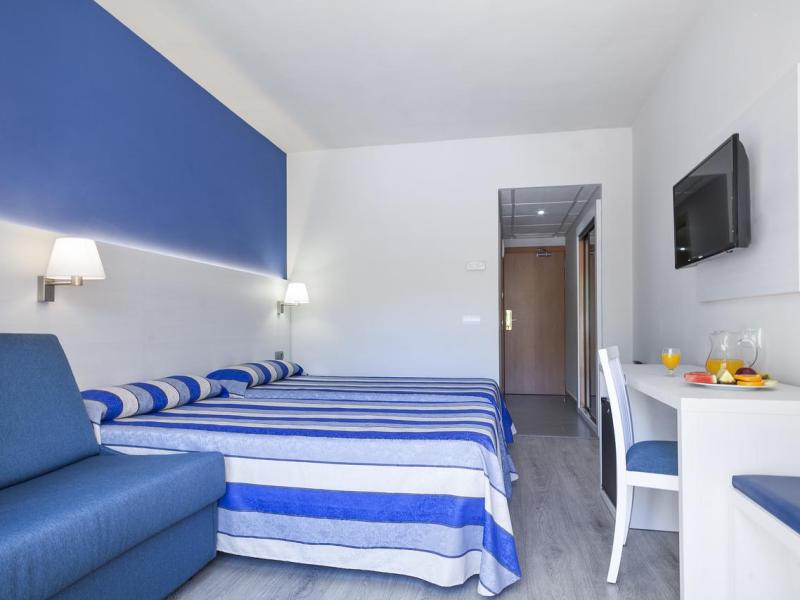 Best Hotels Oasis Park