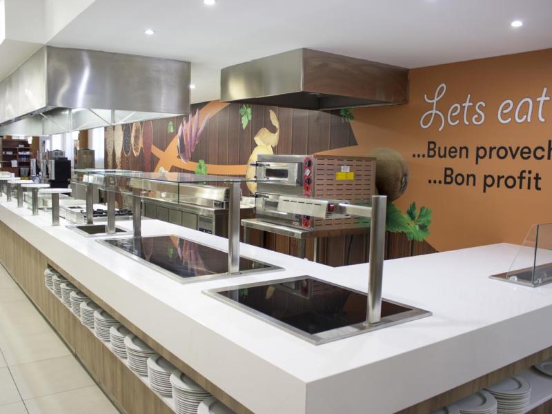 Best Hotels Oasis Park
