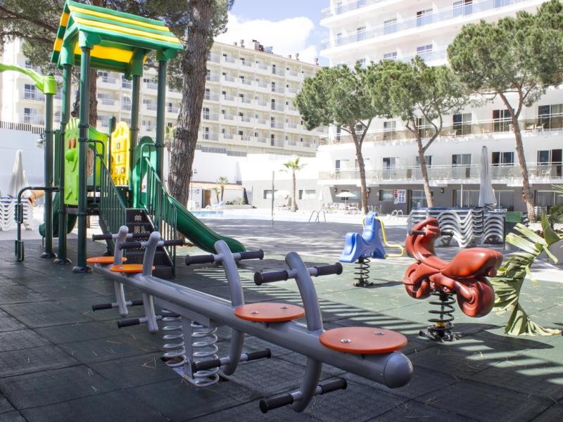 Best Hotels Oasis Park