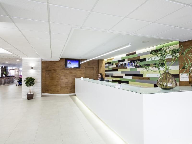 Best Hotels Oasis Park