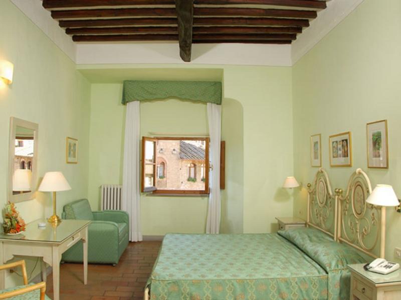 Hotel Leon Bianco