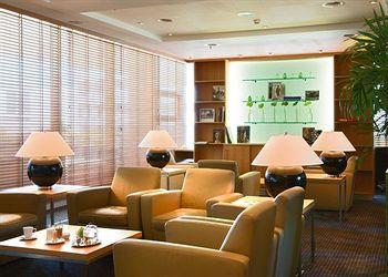 Steigenberger Airport Hotel