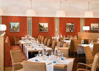 Steigenberger Airport Hotel