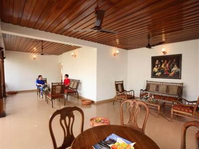 Cocobay Resort