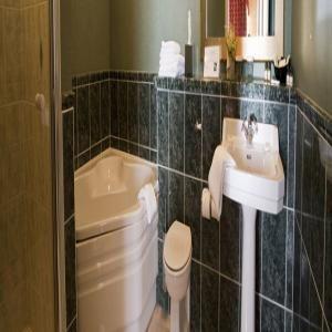 Blarney Woollen Mills Hotel