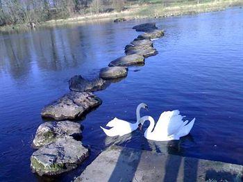 Castle Oaks House Hotel