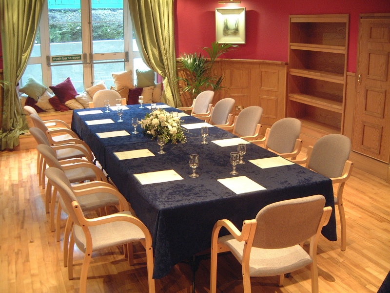 Castle Oaks House Hotel