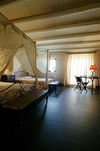 Falconara Charming House & Resort