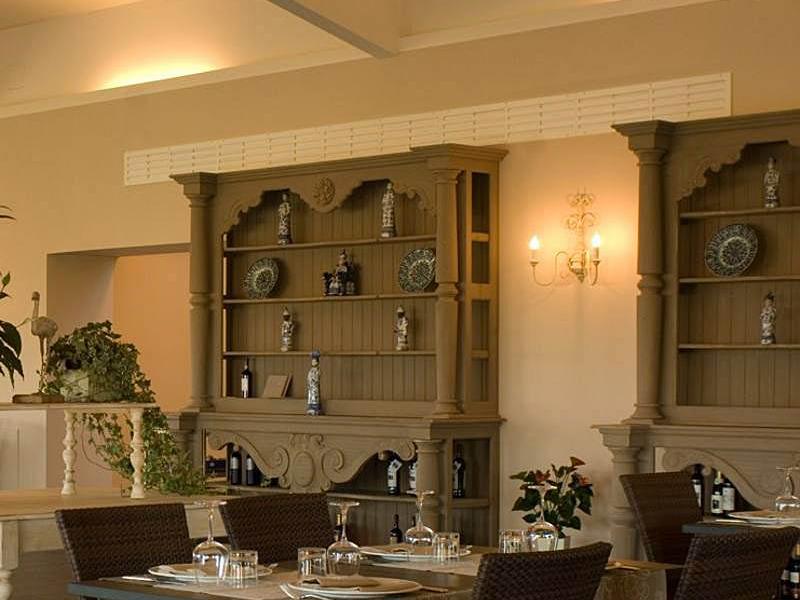 Falconara Charming House & Resort