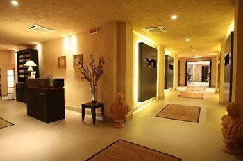 Falconara Charming House & Resort