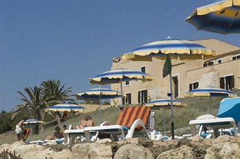 Falconara Charming House & Resort