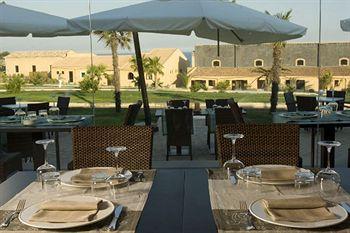 Falconara Charming House & Resort