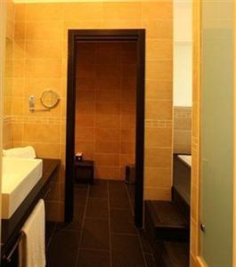 Falconara Charming House & Resort