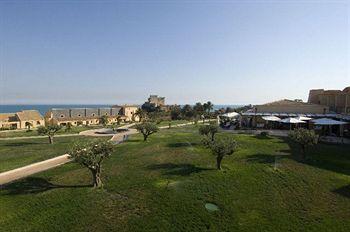 Falconara Charming House & Resort