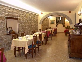 Gangi Hotel
