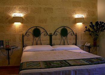 Himera Polis Hotel