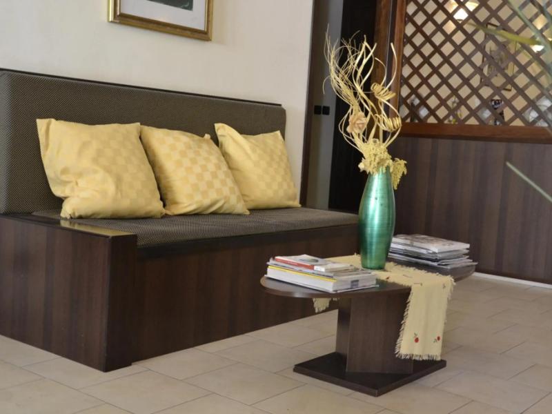 Marabel Hotel