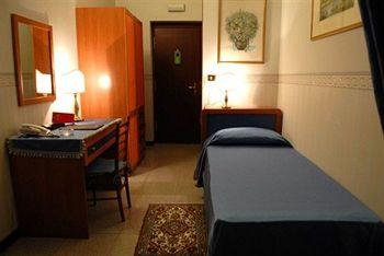 Отель Hotel Villa Romeo Италия, Катания, фото 11