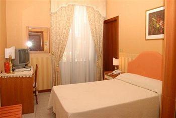 Отель Hotel Villa Romeo Италия, Катания, фото 10
