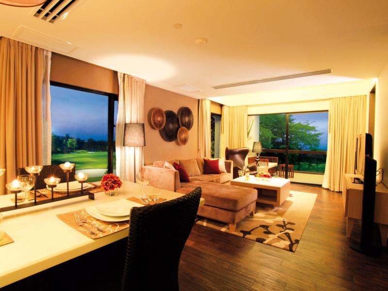 Summit Windmill Golf Residence