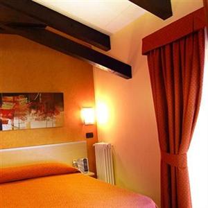 Hotel Residence Villa Glicini