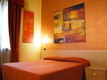 Hotel Residence Villa Glicini