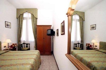 Arcadia Hotel