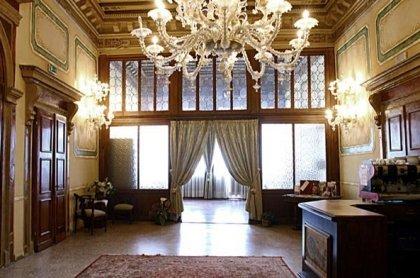 Arcadia Hotel