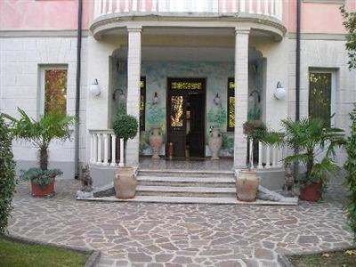 Park Hotel Villa Leon D'oro