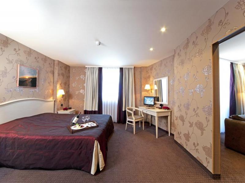 Best Western Premier Collection City Hotel