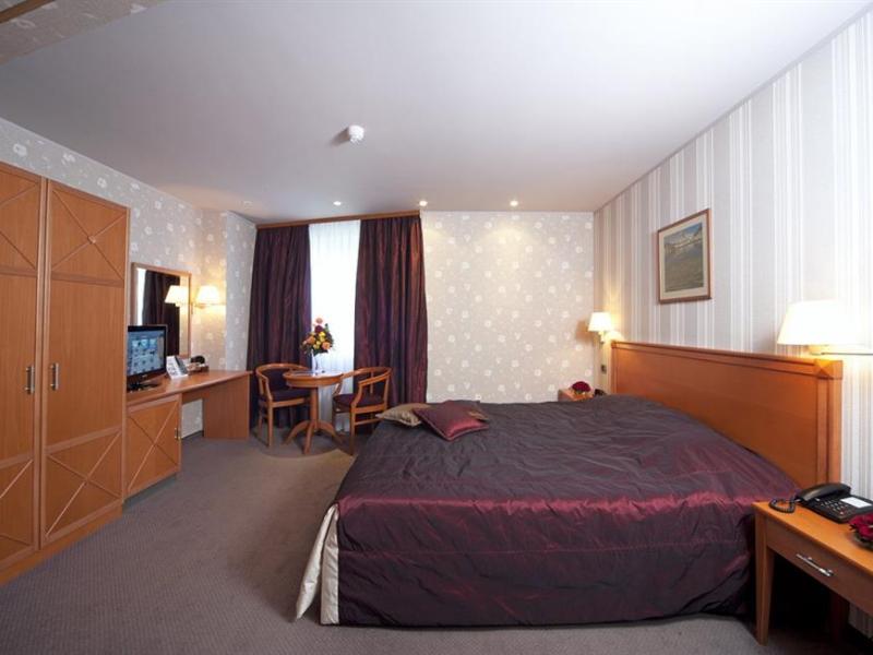 Best Western Premier Collection City Hotel