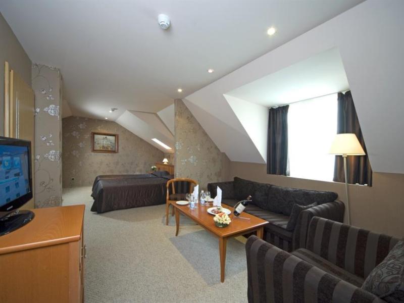 Best Western Premier Collection City Hotel