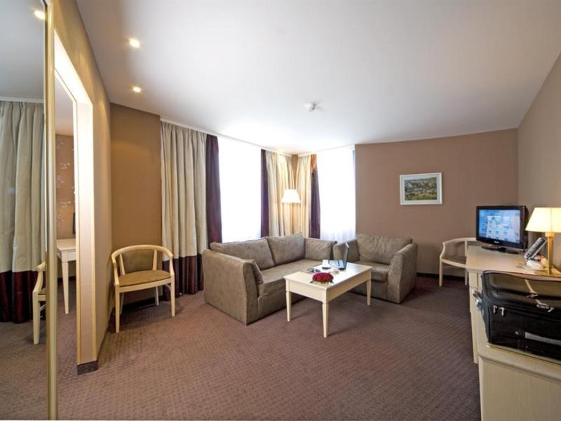 Best Western Premier Collection City Hotel