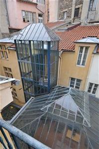 Le Phenix