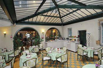 Le Phenix
