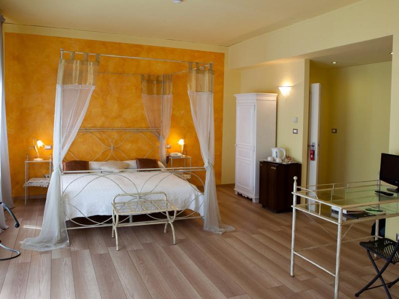 Hotel Italia
