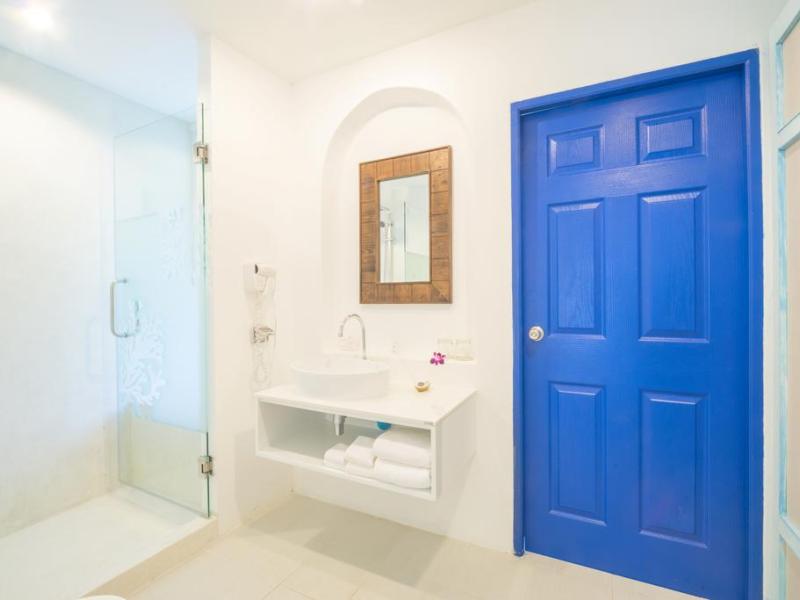 Ocean Breeze Resort Khaolak