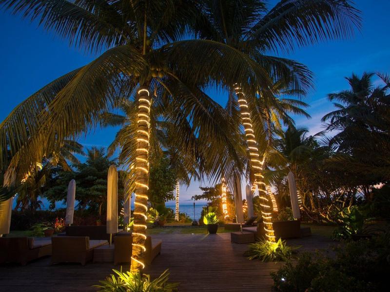 Dhevatara Beach Hotel