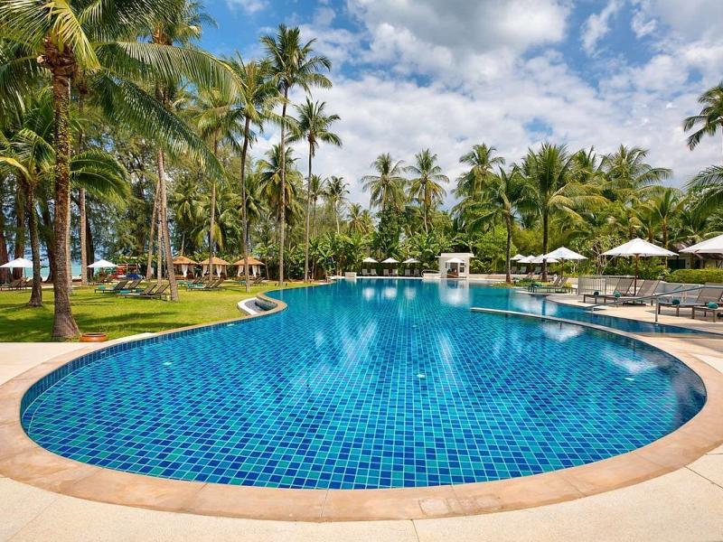 Outrigger Khao Lak Beach Resort
