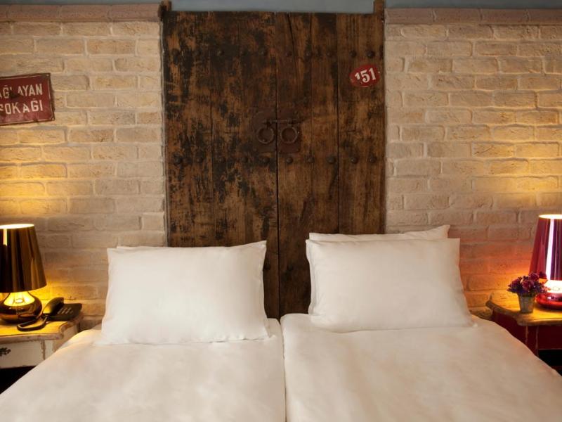 Hypnos Design Hotel