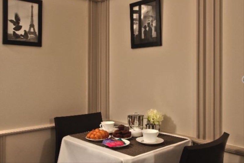 Best Western Elysees Paris Monceau
