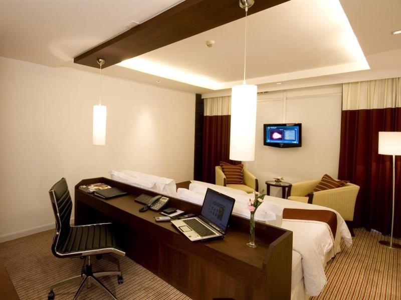 Eastin Hotel Makkasan Bangkok