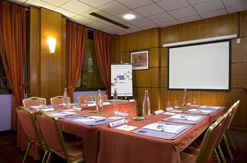Timhotel Paris Berthier XVII