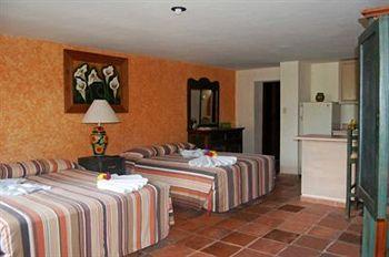 Hacienda San Miguel Hotel & Suites