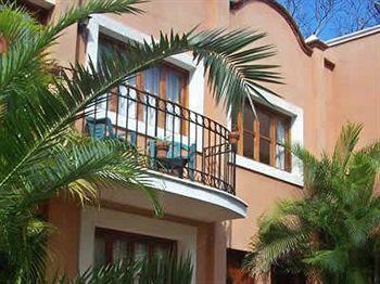 Hacienda San Miguel Hotel & Suites