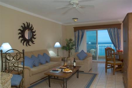 Villa del Palmar Beach Resort