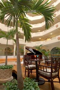 Villa del Palmar Beach Resort