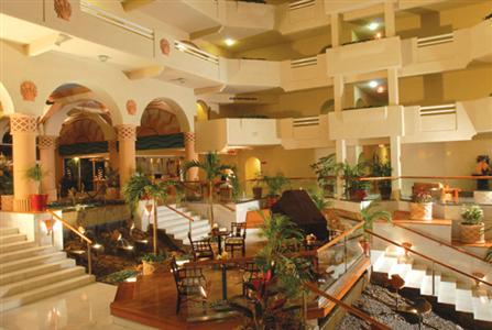 Villa del Palmar Beach Resort